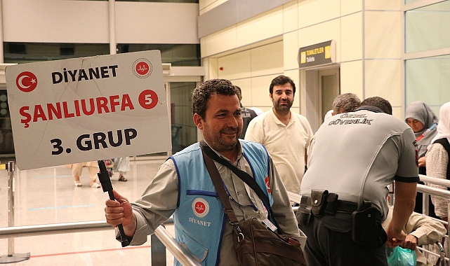 İlk hac kafilesi yurda döndü