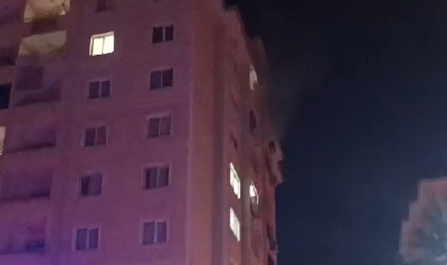 Karaköprü'de Basın Sitesinde korkutan yangın!