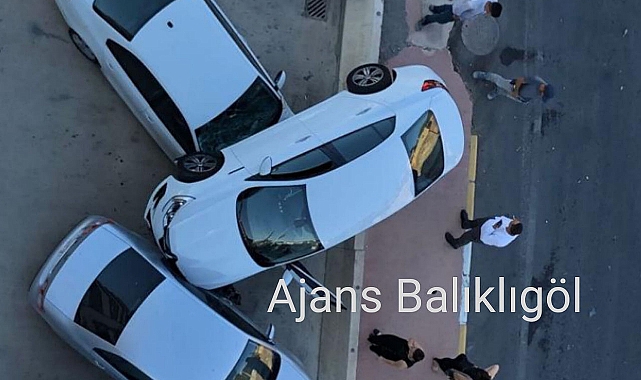 Kontrolden çıkan otomobil bir başka aracın üstüne çıktı