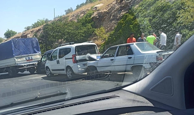 Şanlıurfa’da zincirleme trafik kazası!