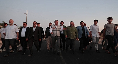 Başkan Beyazgül ile kırsal mahalleler konforlu yollara kavuşuyor