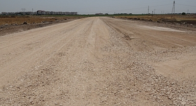 Büyükşehir'den Viranşehir'de yol çalışması