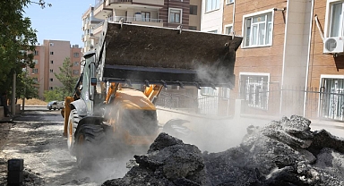 Doğukent’te yollar asfalta hazırlanıyor