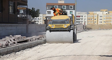 Karaköprü’de yollar kilitli parke ile döşeniyor