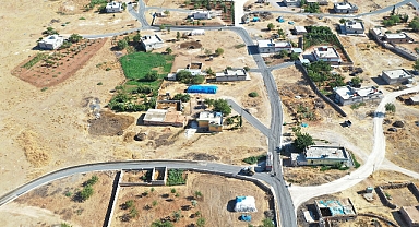 Karaköprü kırsalında yollar kışa hazırlanıyor