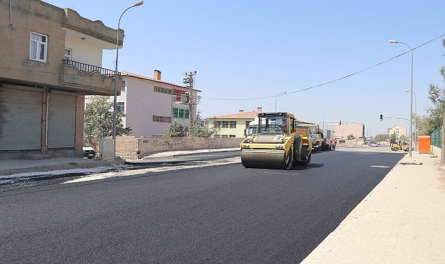 Viranşehir’de asfalt seferberliği başladı