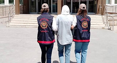 Yabancı uyruklu kadın 'halkı kin ve nefrete tahrik etme' suçundan gözaltına alındı