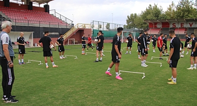 Durmuş: Takım iyi mücadele etti, 3 puanı hak ettik 