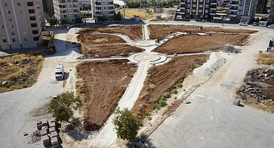 Karaköprü yeni yeşil alanlarla güzelleşiyor 