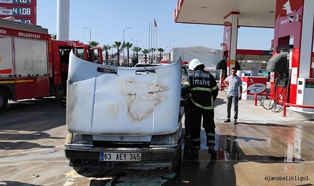Urfa'da akaryakıt istasyonunda araç alev aldı