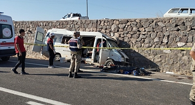 Urfa'da korkunç kaza! Çok sayıda ölü ve yaralı var