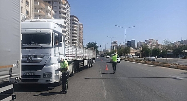 Urfa'da kurallara uymayan sürücülere ceza yağdı 