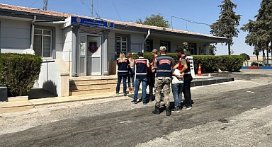 Urfa ve Antep'te fıstık hırsızlığı yapan çete yakalandı! 