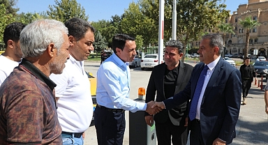 Vali Şıldak, ziyaretine devam ediyor