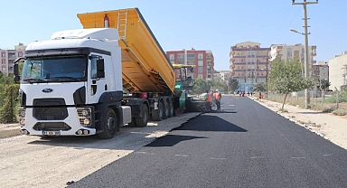 Viranşehir’de Stadyum Caddesi asfaltlanıyor