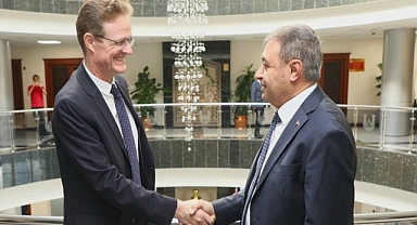 AB Türkiye Delegasyonu Başkanı Landrut’tan Vali Şıldak’a ziyaret