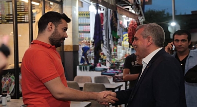 Başkan Beyazgül, aşağı çarşı esnafını ziyaret etti