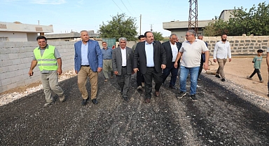 Başkan Ekinci kırsalda başlatılan asfalt çalışmalarını inceledi