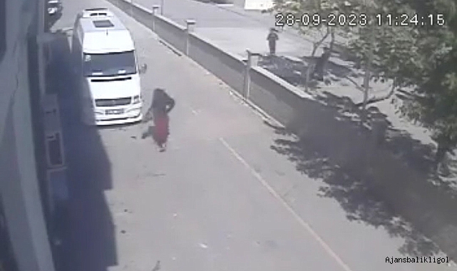 Çarşaflı hırsız iddiası! Kameraya yakalandı