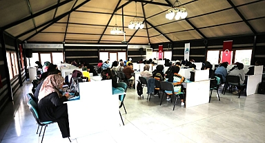 Eyyübiye’de gençler sınavlara odaklandı