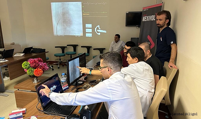 Harran Üniversitesi Hastanesi’nde “Simulasyonla İnvaziv Uygulamalar” eğitimi gerçekleştirildi