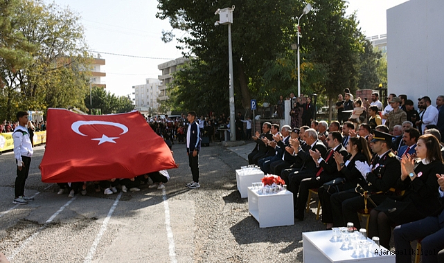 Hilvan’da Cumhuriyet Bayramı coşkuyla kutlandı