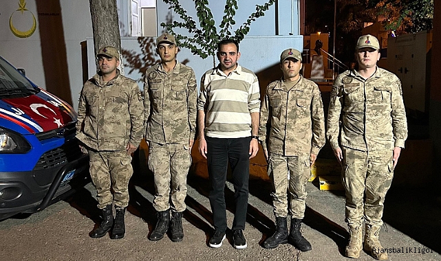 Hilvan Kaymakamı Karakaş'tan jandarma ve polise süpriz ziyaret