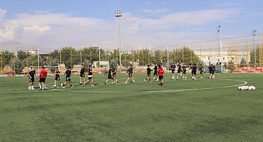 Karaköprü Belediyespor, Ağrıspor hazırlıklarına başladı