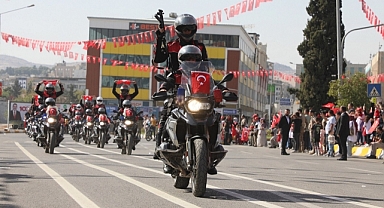 Urfa'da Cumhuriyetin 100. Yılı coşkuyla kutlandı