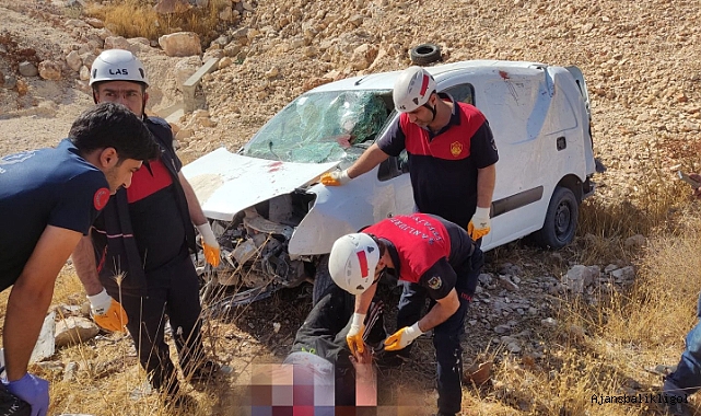 Urfa'da otomobil uçuruma yuvarlandı! 1 yaralı