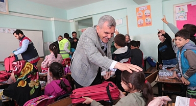 Başkan Beyazgül'den eğitime tam destek 