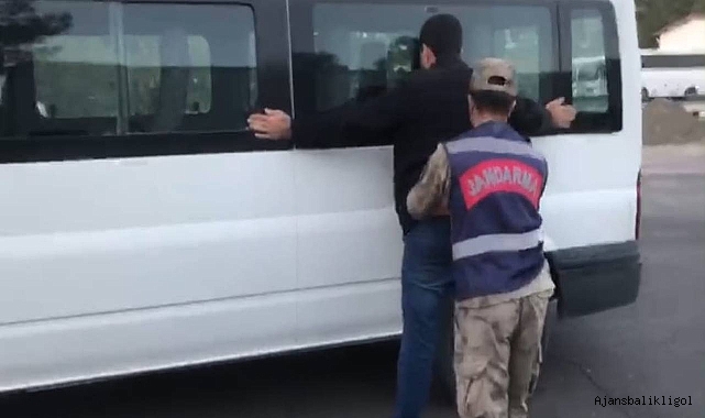 Çeşitli suçlardan aranan şahıs sahte kimlik ile Urfa’da yakalandı