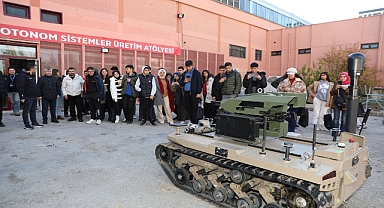 Haliliye Belediyesi Gençleri Bilim ve Teknolojiyle tanıştırıyor 