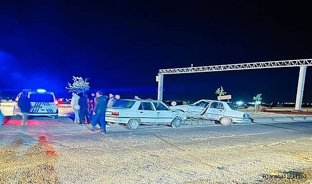 Urfa’da iki araç çarpıştı! Yaralılar var 