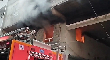 Urfa'da korkutan yangın! 