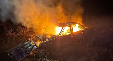 Yanan araçta anne ve çocukları feci şekilde can verdi 