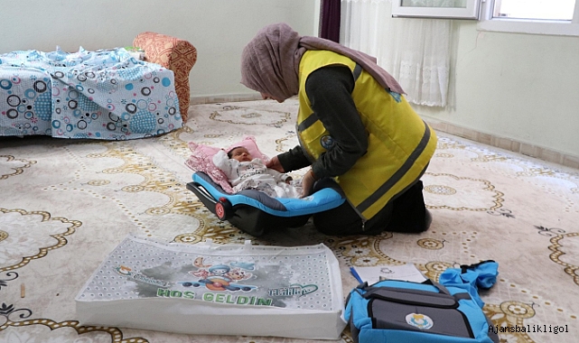 Haliliye Belediyesi ihtiyaç sahibi ailelerin yanında olmaya devam ediyor