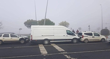 Hilvan’da sisten dolayı 3 araç kaza yaptı! 