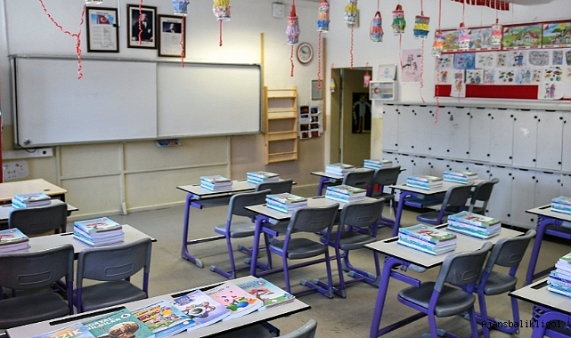 Okullarda "görgü kuralları" müfredat kapsamına alındı