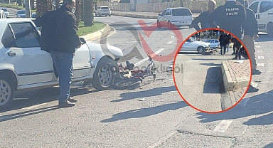 Trafik kontrolünden kaçan motosiklet, araçla çarpıştı! Yaralılar var 