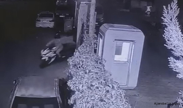 Urfa'da motosiklet hırsızı kameraya yakalandı