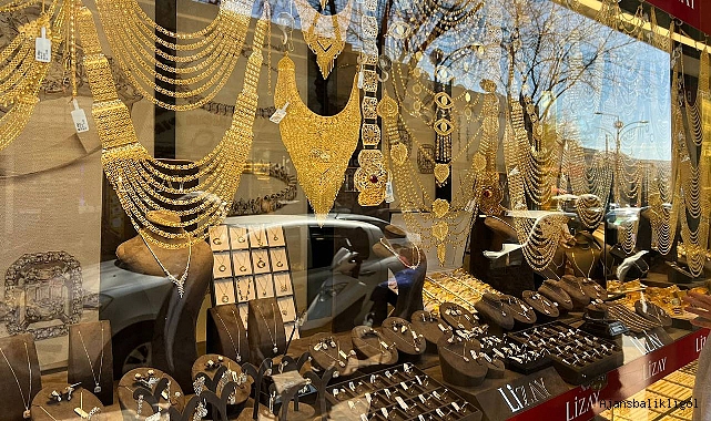 Altın fiyatları haftaya nasıl başladı?