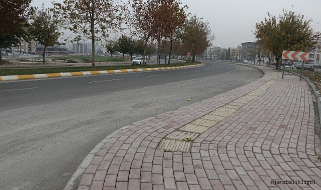 Büyükşehir’den kaldırım ve prizma çalışmaları yapıldı