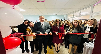 HRÜ'de ihtiyaç sahibi öğrenciler için Genç Mağaza açıldı