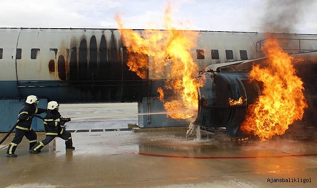 Japonya’daki uçak kazası dikkatleri havalimanlarına çevirdi
