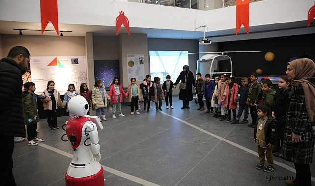 Karaköprü Belediyesi geleceğin bilim insanlarına ilham oluyor