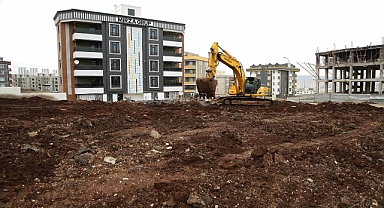 Karaköprü’ye yeni yeşil alanlar kazandırılıyor