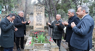 Kazancı Bedih kabri başında dualarla anıldı 