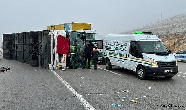 Kontrolden çıkan yolcu otobüsü devrildi! Çok sayıda ölü ve yaralı var 