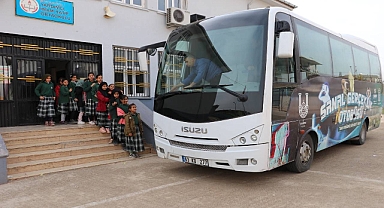 Şanlıurfa’da sanal gerçeklik otobüsü köy okullarında